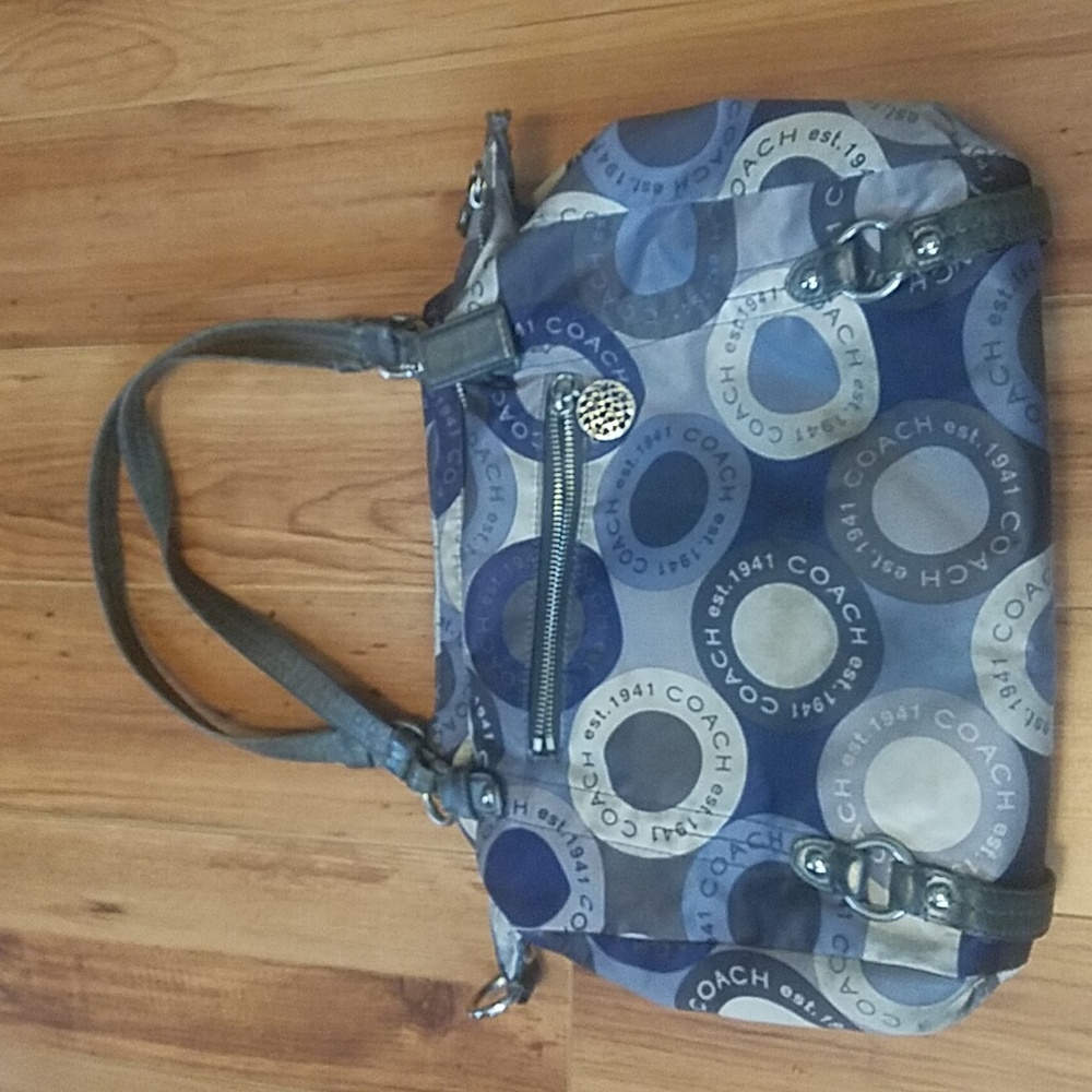 Coach shoulder bag